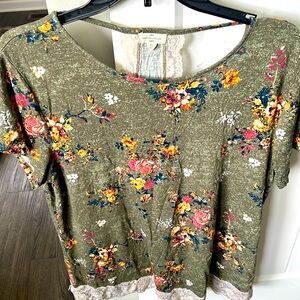 Women’s Floral Top XL Mason & Belle stitch fix find